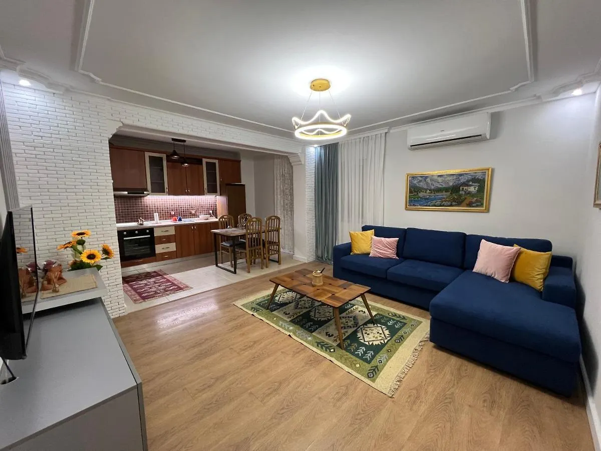 Chestnut Yard Villa Tirana Lejlighed
