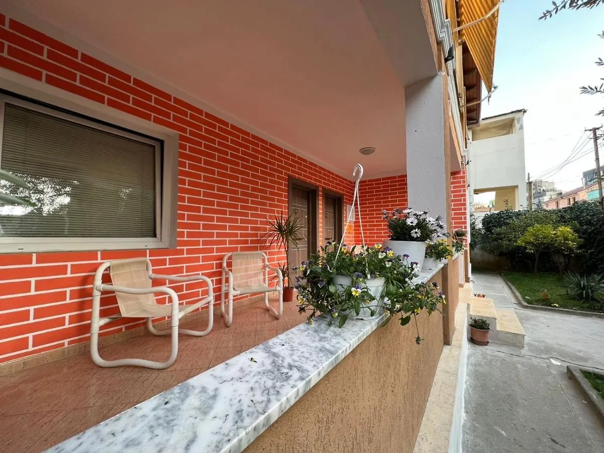 Chestnut Yard Villa Tirana Lejlighed