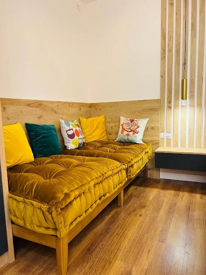 Chestnut Yard Villa Tirana Lejlighed